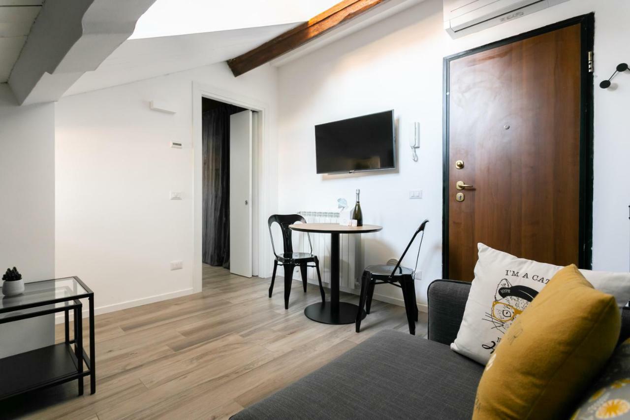 Milano Apartments Darsena Екстер'єр фото