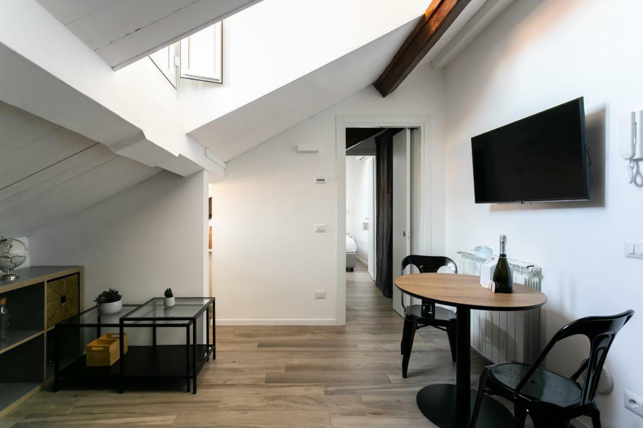 Milano Apartments Darsena Екстер'єр фото